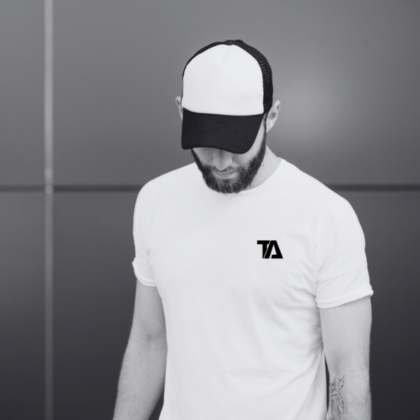 Transform Athletics - Unisex Basic Logo Tee